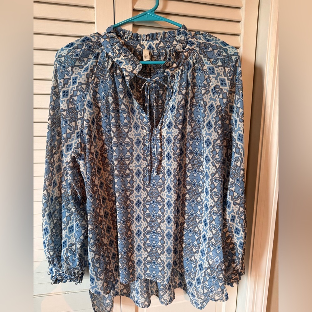Elan Blue Geometric Blouse